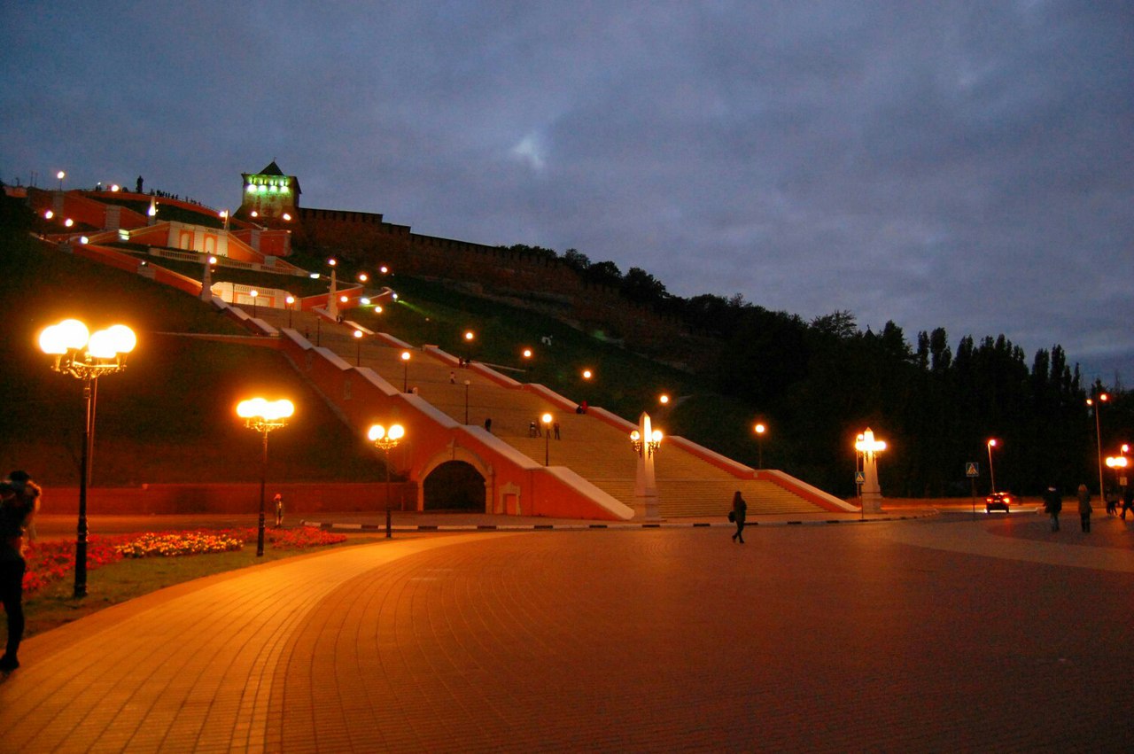 Чкаловская лестница Нижний Новгород ночью